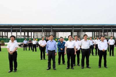 潍坊市委书记、市人大常委会主任惠新安带队对山东和记官方网站健康产业园项目进行观摩点评