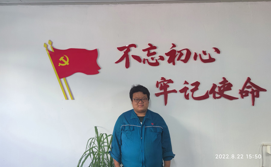 2022年度和记官方网站医药优秀科技奋斗者——张 强