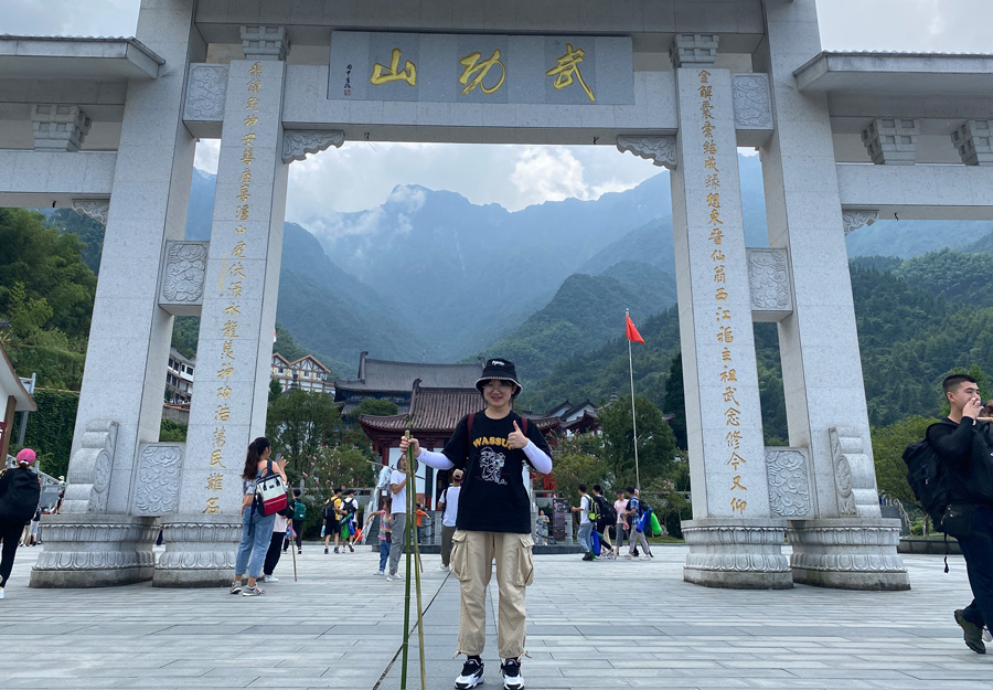 2022年度和记官方网站医药优秀科技奋斗者——王李洪