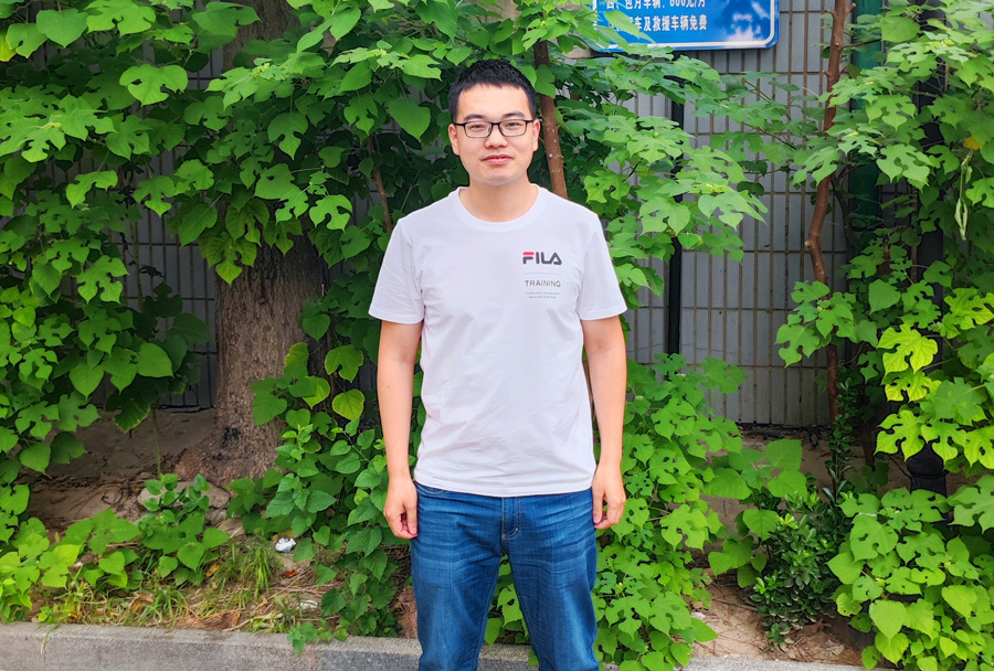 2022年度和记官方网站医药金燕奋斗者——吴  斌